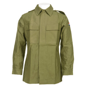 Olijf groene binnenjas van de koninklijke landmacht