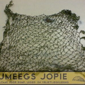 Groene gebruikte helm netje