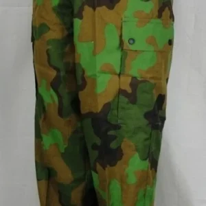 Jungle camouflage gebruikte militaire basisbroek van de landmacht