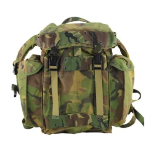 Woodland camouflage gebruikte militaire pukkel / rugzak van 15 liter van het nederlandse leger