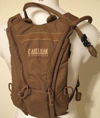 camel bag coyote of woodland